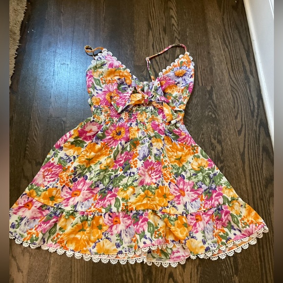 Floral and lace mini floral dress - Picture 4 of 4